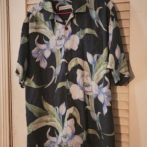 Tommy Bahama Mens Size L 100% Silk Blue Floral Hawaiian Shirt Camp